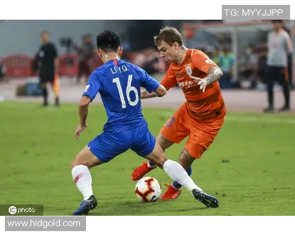 95甲A申花与鲁能巅峰对决展现足球魅力与激情的较量