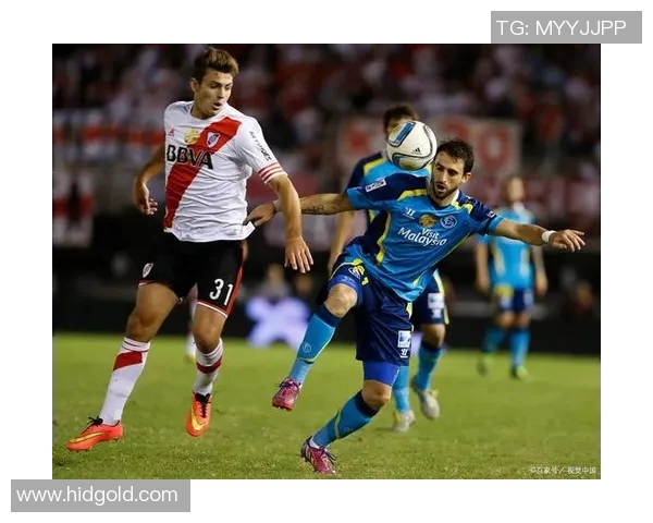 河床队与巴勒的激烈对决展现足球魅力与团队精神的巅峰较量